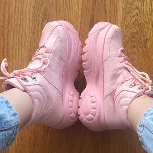 NWOT Chunky Pink Military Sneakers